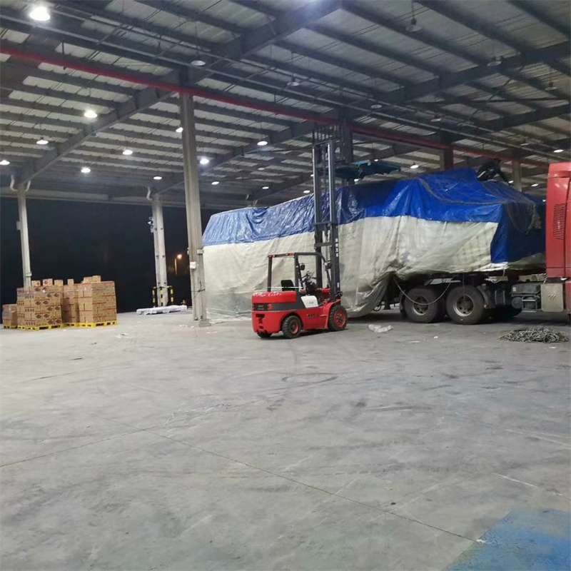 河北承德围场到新疆塔城裕民县物流公司河北承德围场至新疆塔城裕民县物流专线往返运输